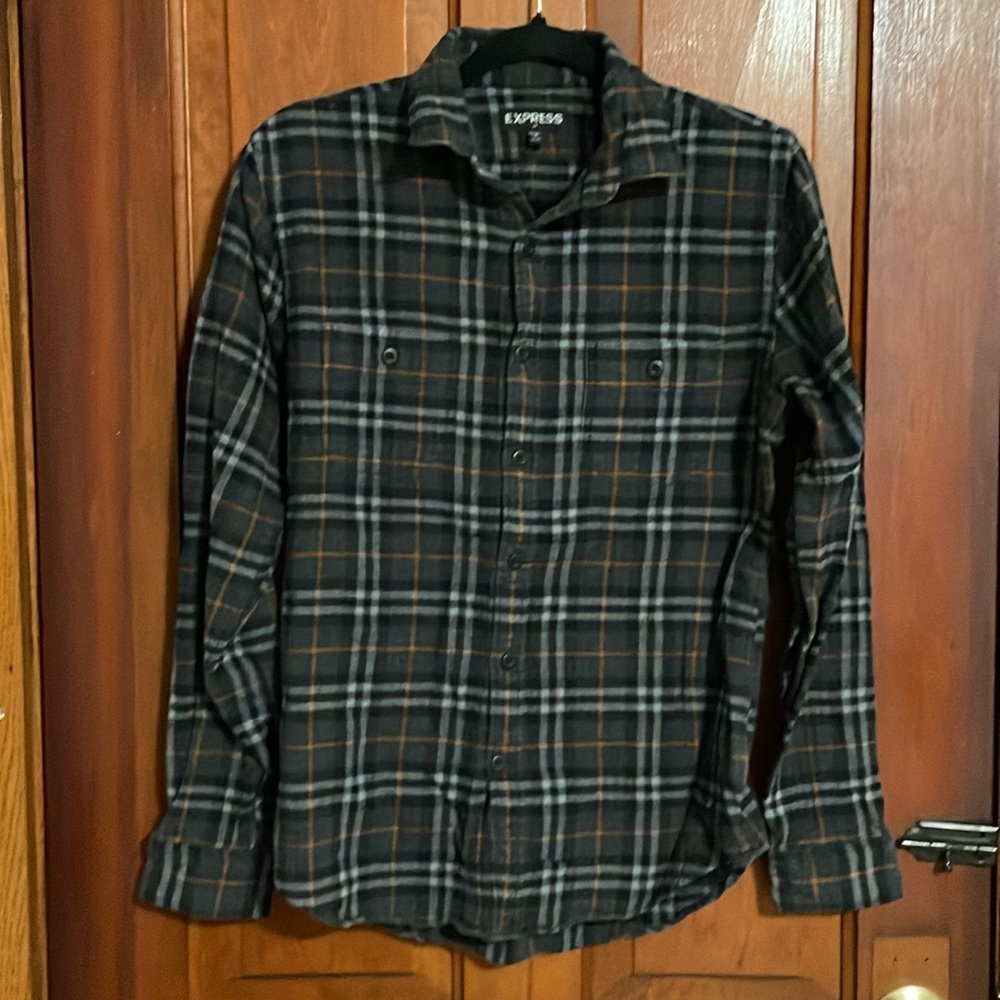 M’s Express Flannel, size S (14, 14 1/2)
